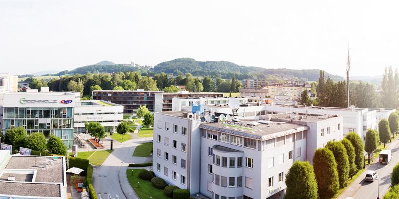 Blick auf das Techno-Z Salzburg von oben.
