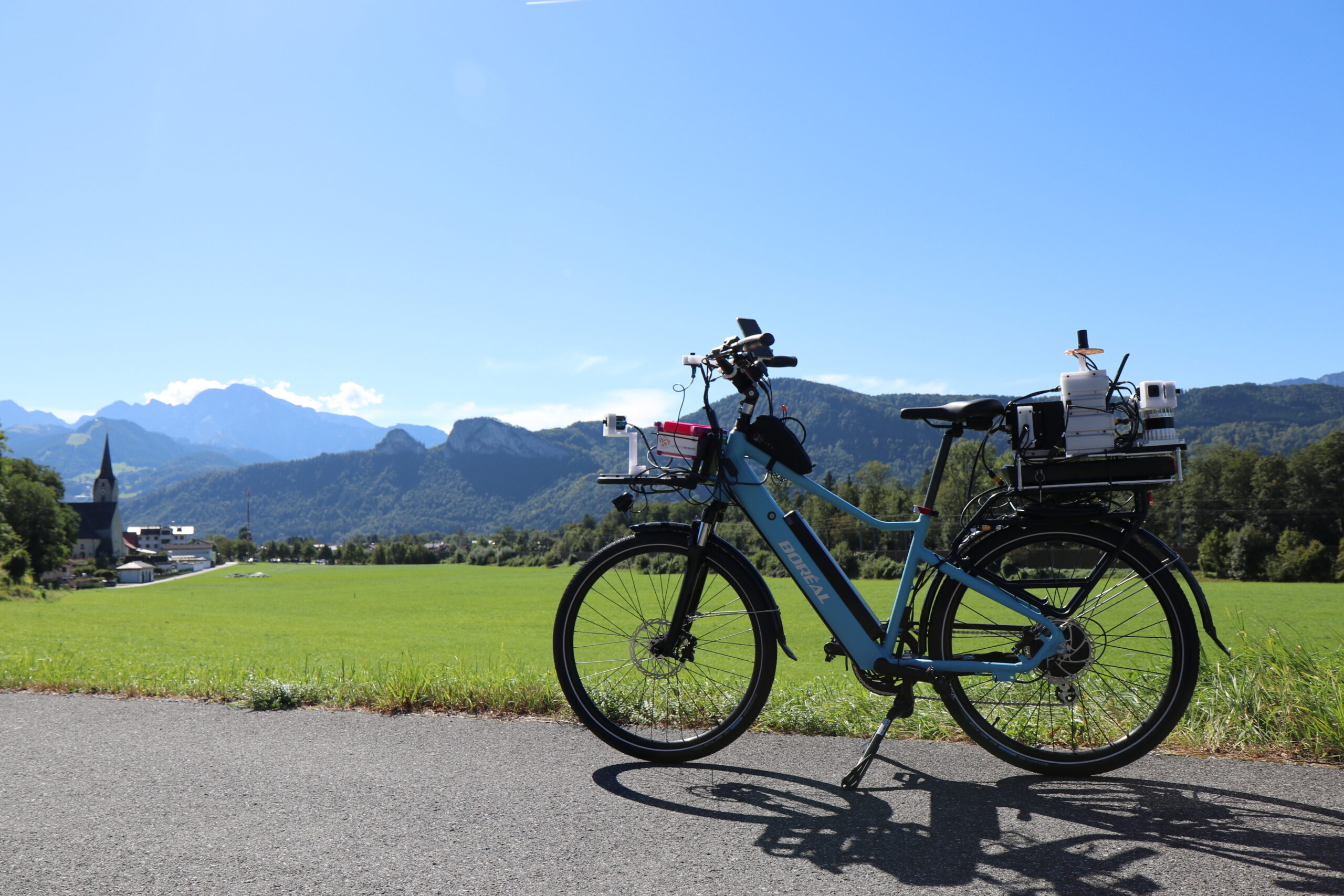 Sensorfahrrad Holoscene Bike von Boréal Bikes bei Testfahrten in der Gemeinde Puch bei Hallein © Salzburg Research